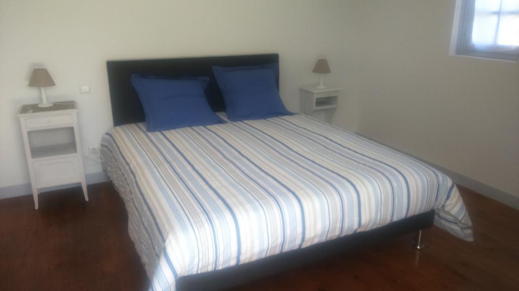 Le Vieux Castel Bed & Breakfast Goustranville ภายนอก รูปภาพ